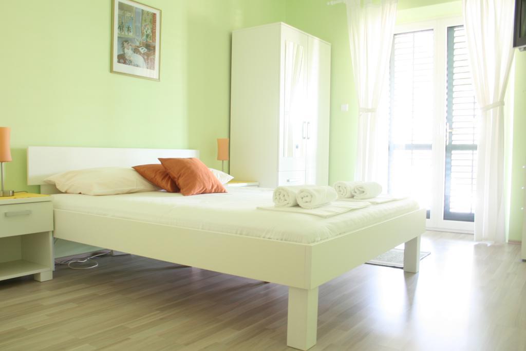 Apartment Vila Anka Slano Rum bild